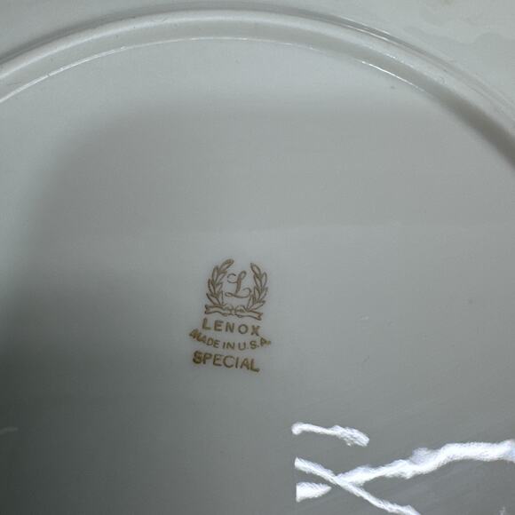 Lenox Hollyberry Salad Plates Fluted Special 8 1/2” Dimension Rim USA~set Of 6 - Picture 10 of 10